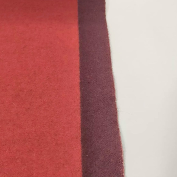 258 Louis Vuitton LV Angora Winter Scarf - Picture 6 of 10